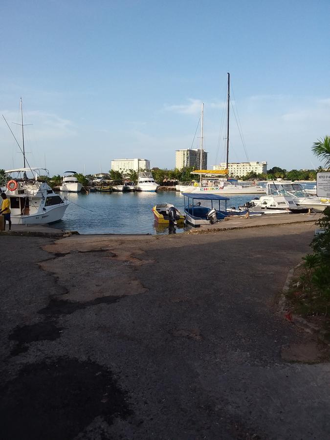 Mcfarlane's Place Ocho Rios